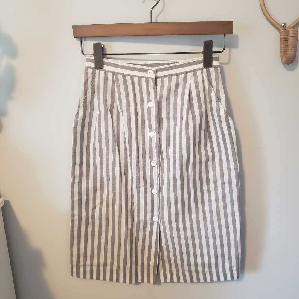 Striped linen skirt